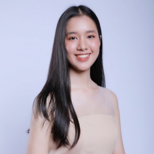 Báo giá dịch vụ trang điểm tại nhà TPHCM | Home Makeup 17 chi minh anh 32 tuoi quan 1