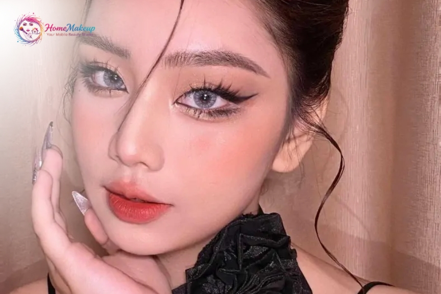 Meo Giu Lop Makeup Di Tiec Lau Troi Suot Dem Dai